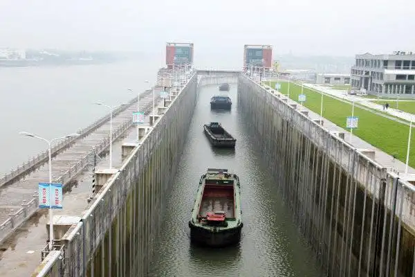 赢润集团研制尾气快速检测设备，打响内河船舶大气污染防治攻坚战！